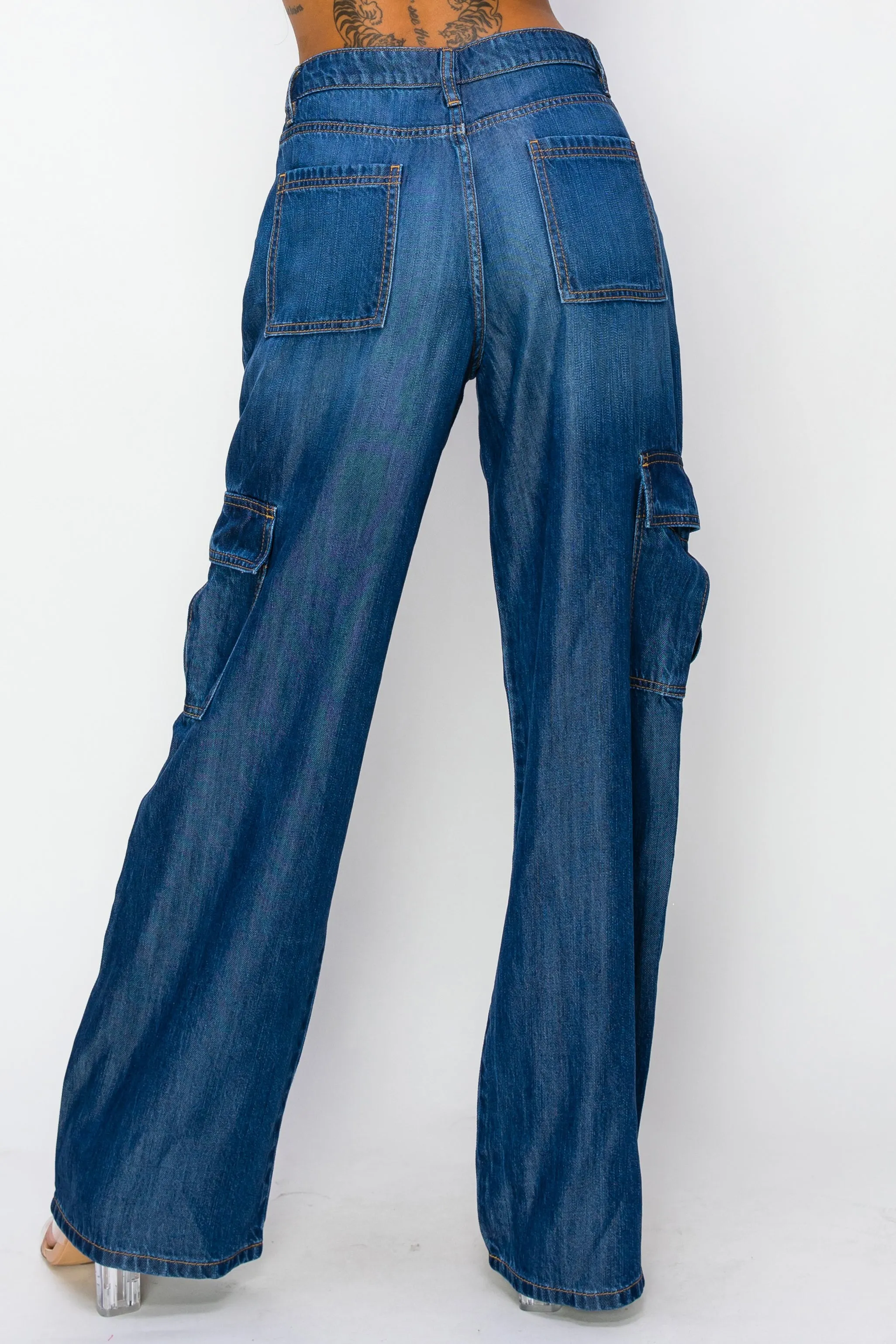 40627 Women's High waisted Light-weight Cargo Jeans