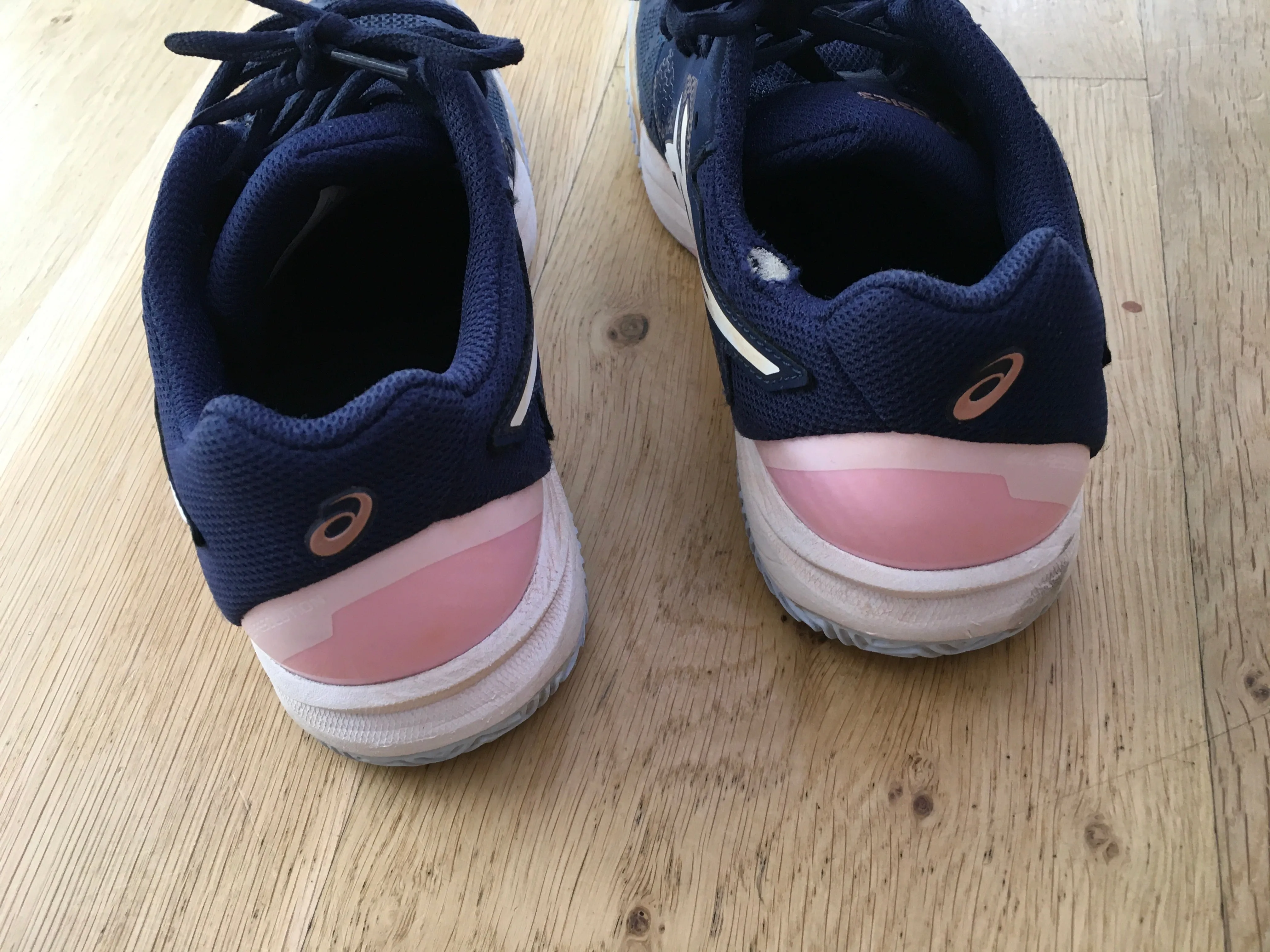 ASICS Gel-Resolution 8 Clay Gs 1044A019 Peacoat/Cotton Candy 401 Trainers 39 children