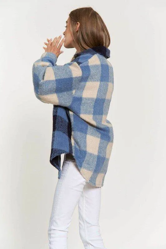 Davi & Dani Plaid Chest Pocket Detail Shacket