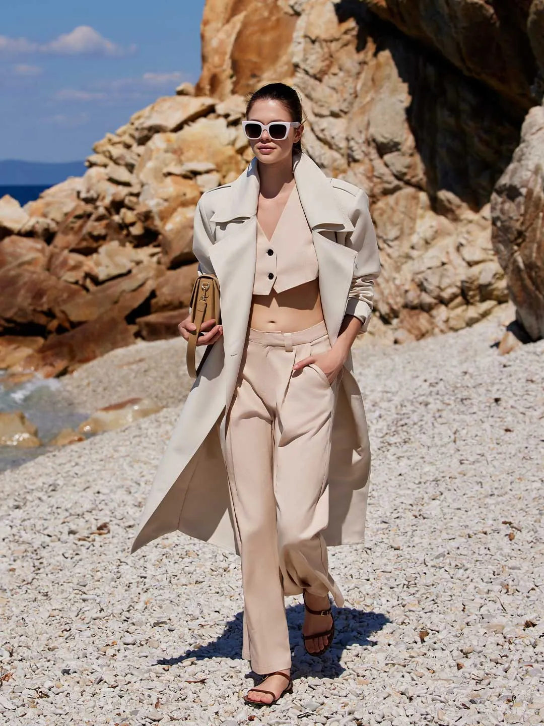 Eleh gilet beige crop