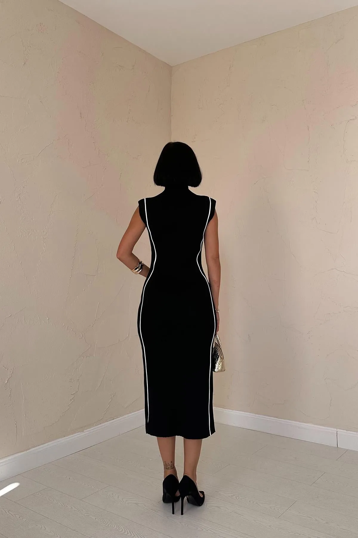 ELS Garni Striped Knit Dress - Black - Prescott Valley