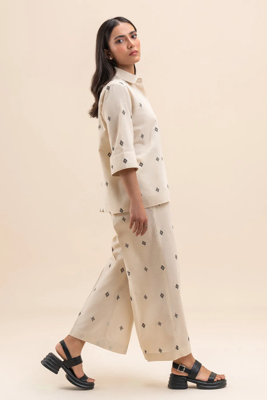 EMBROIDERED COORD SET