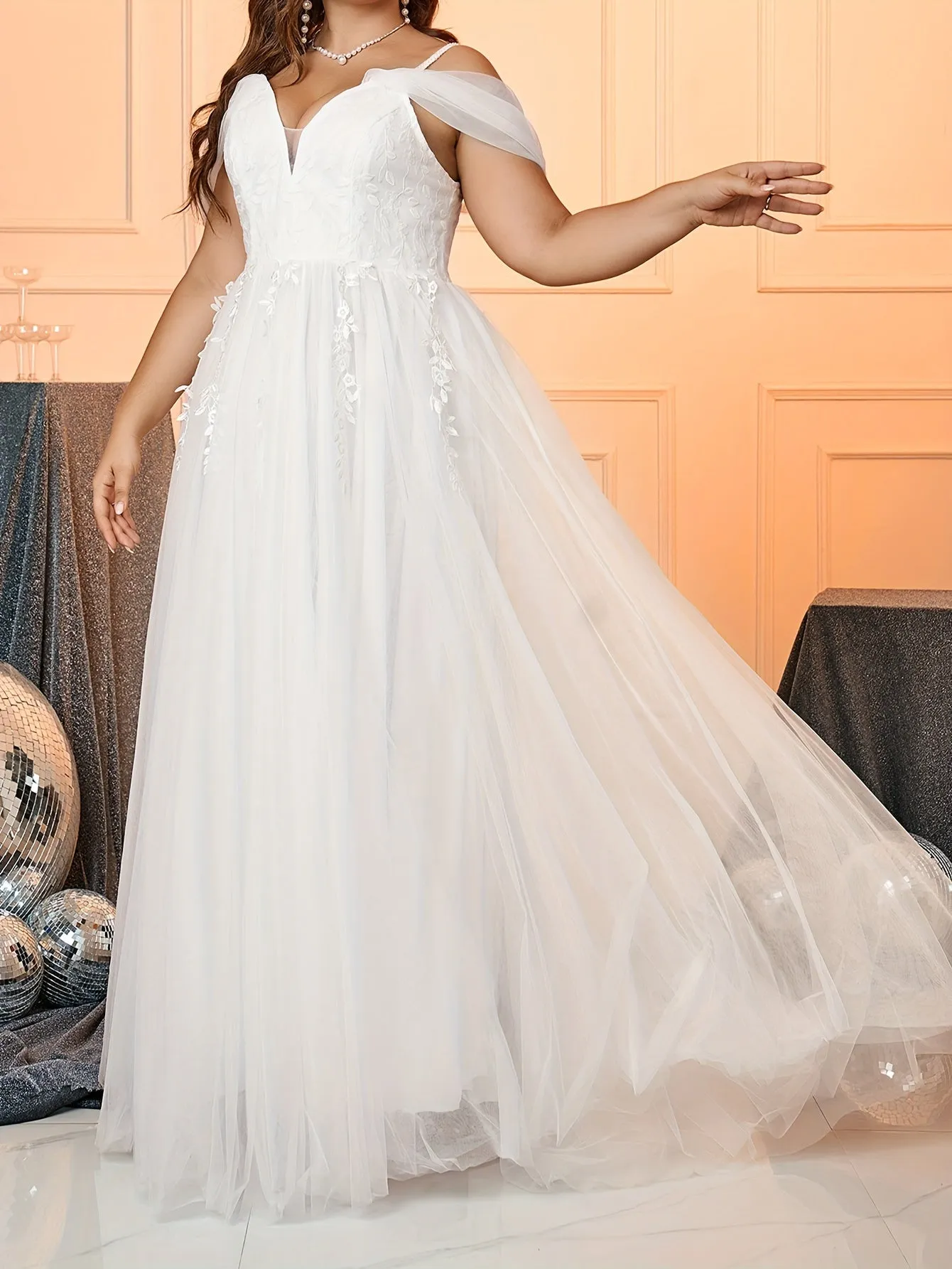 Plus Size Floral Pattern Wedding Dress