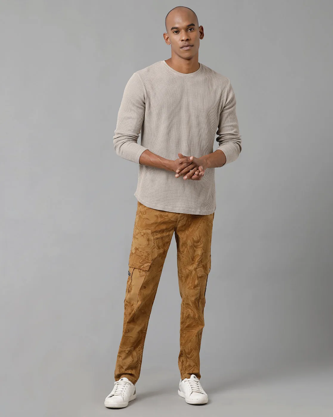 Voi Jeans Mens Khaki Printed Mid-Rise Cotton Jeans