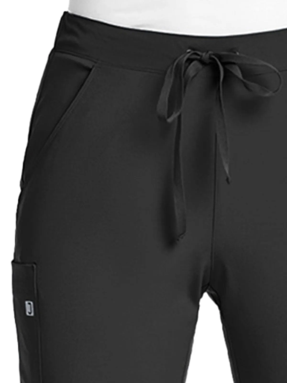 Women's Fitted Five-Pocket Tapered Leg Pant
